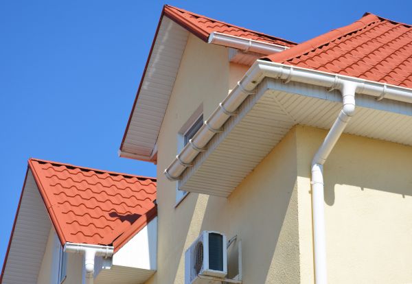 Fascia Cleaning in Costa Mesa