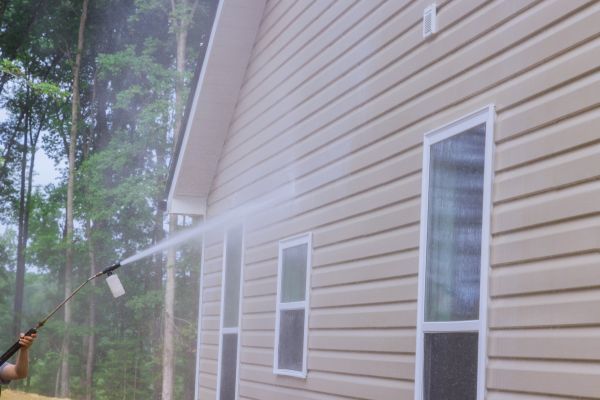 House Washing in Costa Mesa