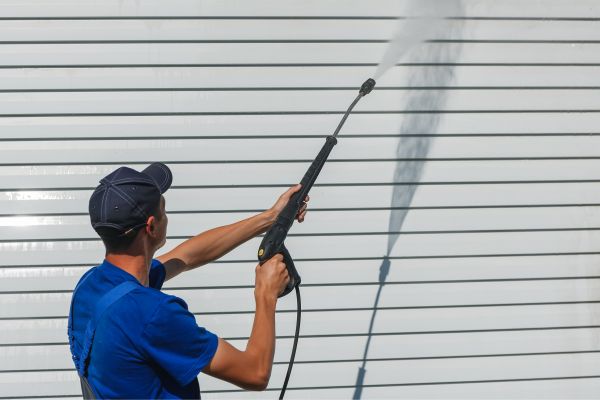 Siding Washing in Costa Mesa