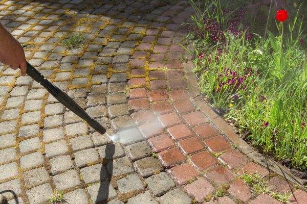 Walkway Cleaning Service in Costa Mesa