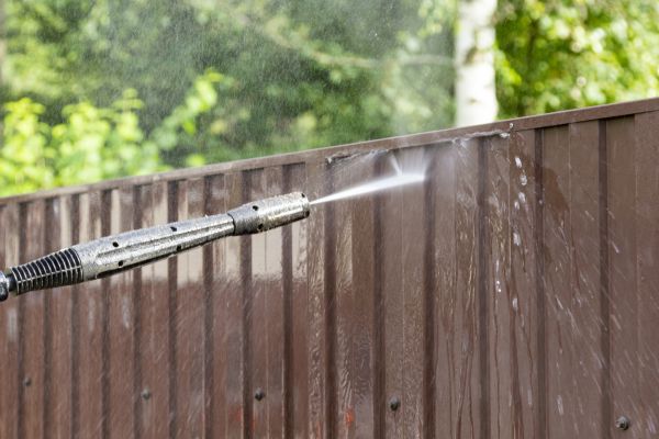Vinyl Fence Cleaning in Costa Mesa