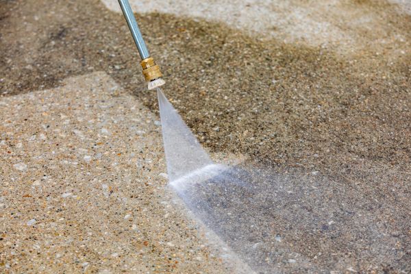 Cost of Driveway Pressure Cleaning in Costa Mesa