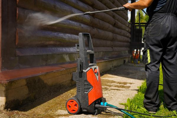 Wood House Exterior Cleaning in Costa Mesa