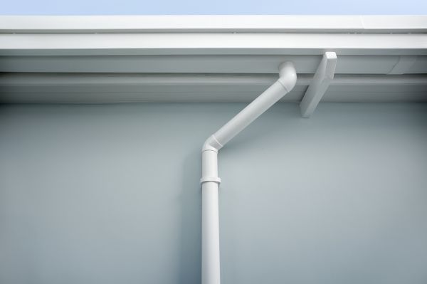 Downspout Jetting in Costa Mesa