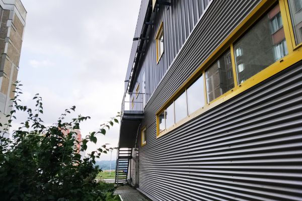 Aluminum Siding Cleaning in Costa Mesa