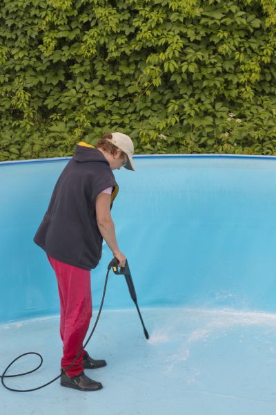 Pool Pressure Washing in Costa Mesa