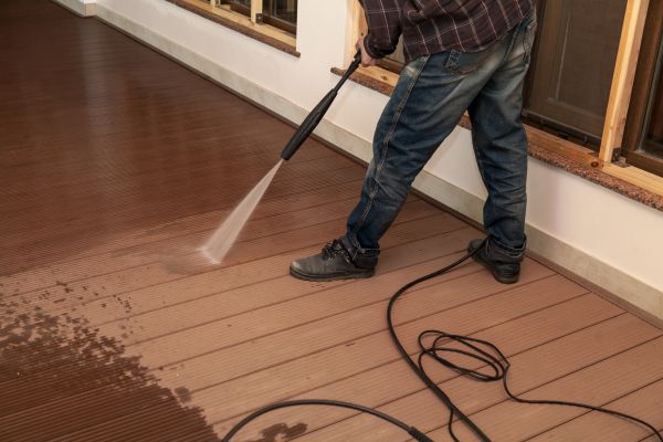 Veranda Cleaning in Costa Mesa